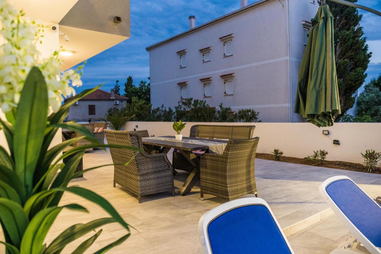 Villa Jana Luxury Apartments Novalja Exterior foto