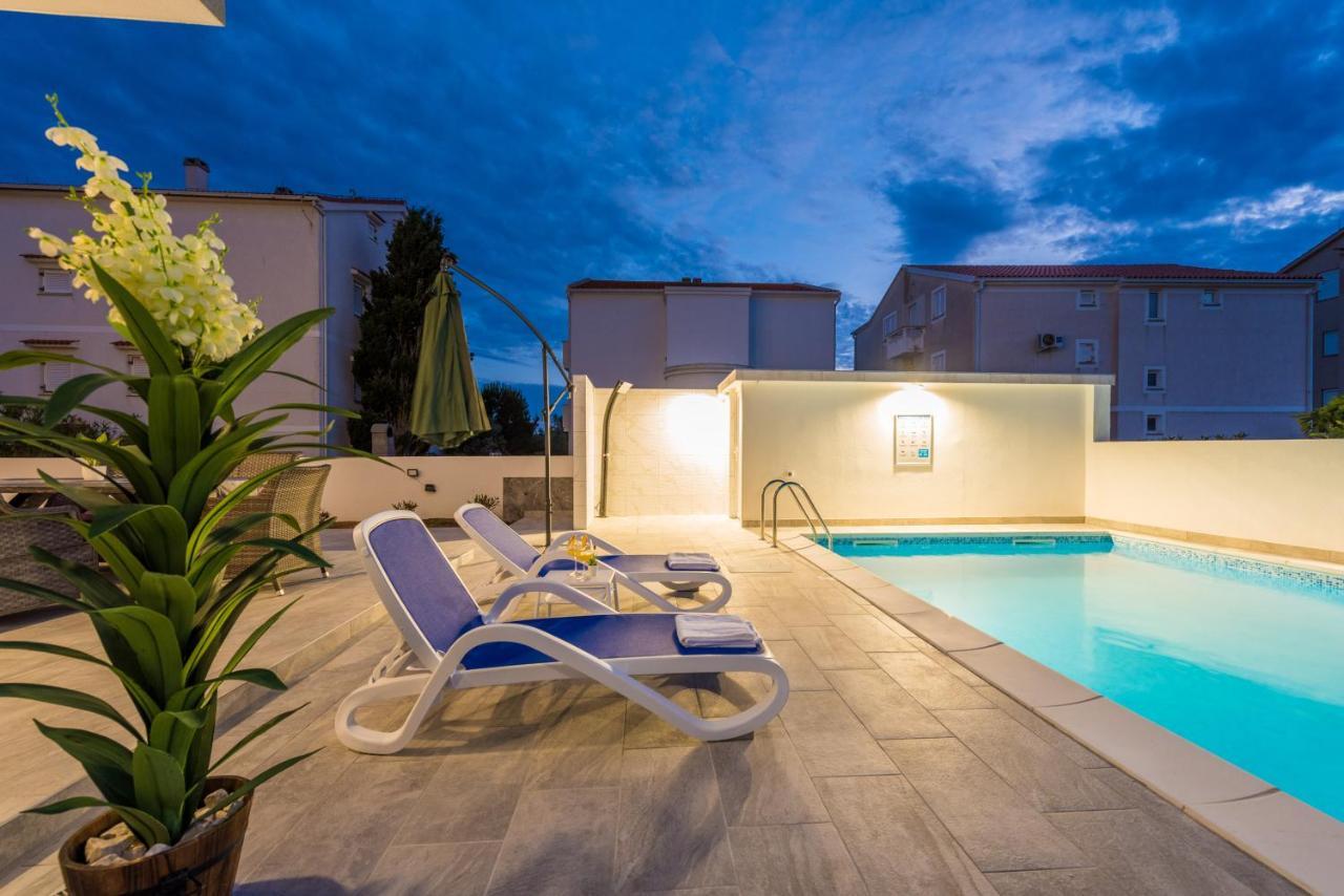 Villa Jana Luxury Apartments Novalja Exterior foto